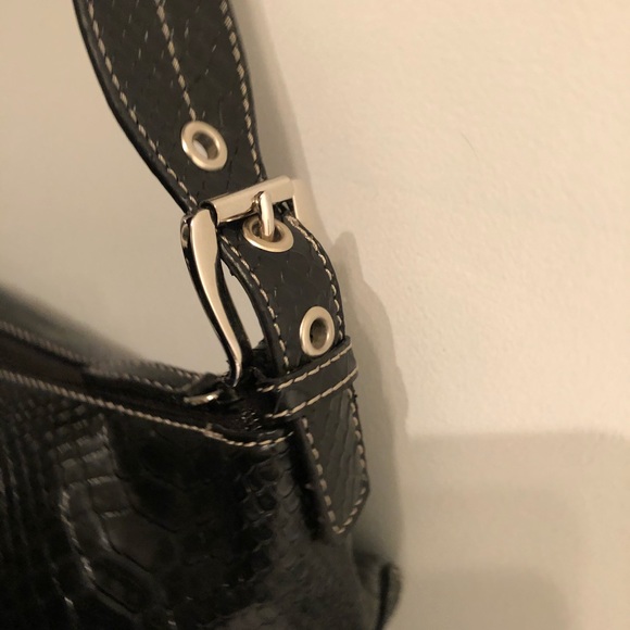 Nine West Black Snake Skin Trendy Boho Purse - Picture 4 of 8